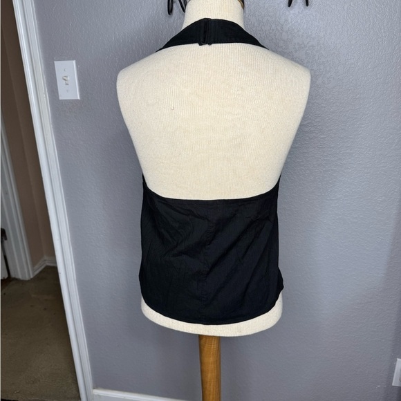 Elegant Black Halter Top - Picture 2 of 5